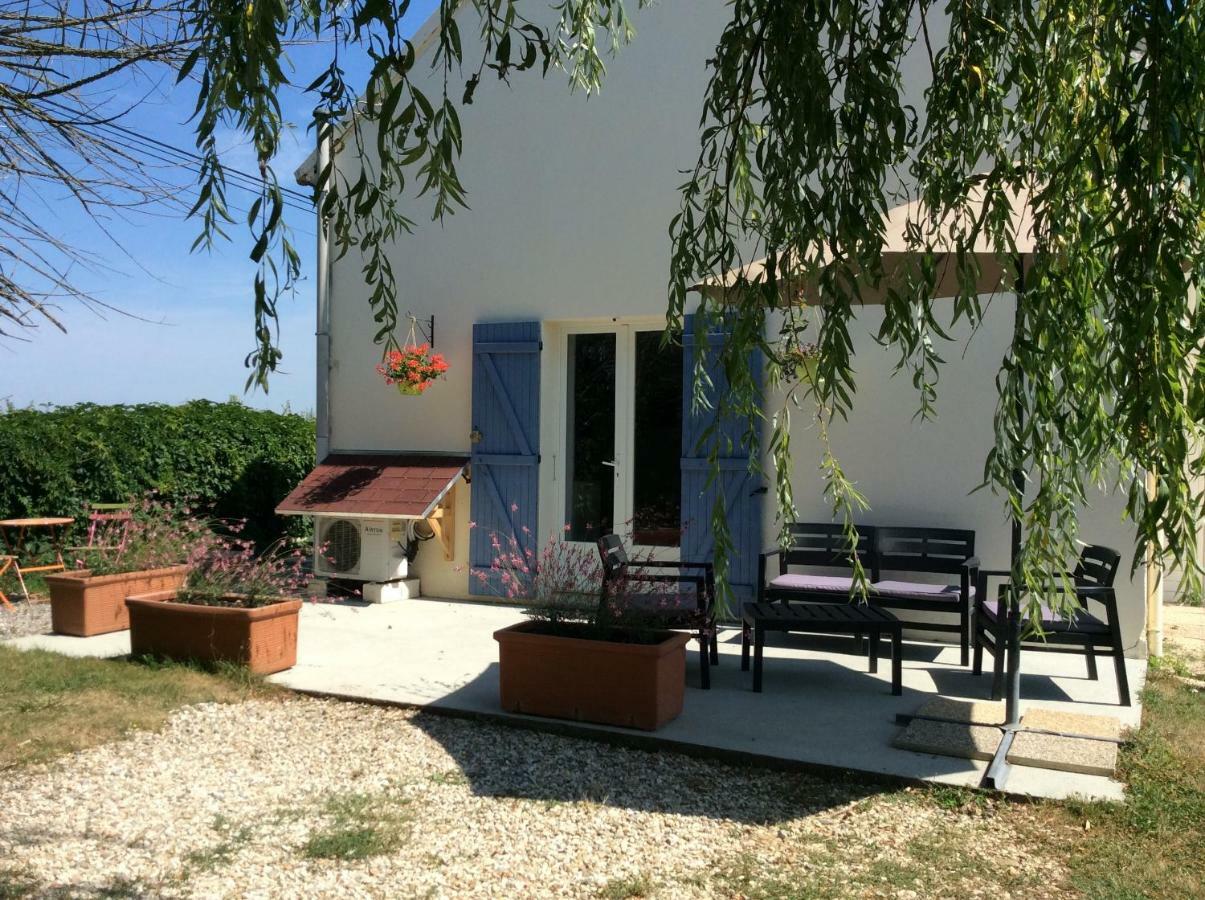 gîte chez xavier Magny-Cours Buitenkant foto